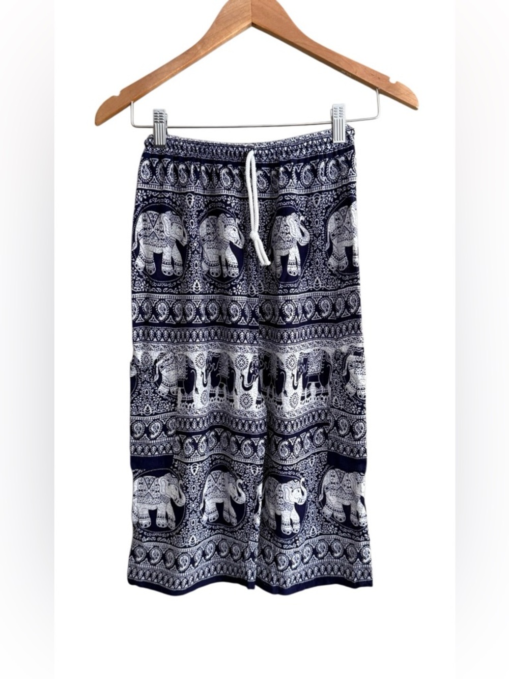 Royal Purple & White Elephant Print Wide Leg Capris Pants